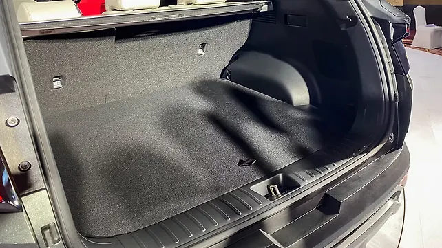 Hyundai New Tucson Open Boot/Trunk Hyundai New Tucson Open Boot/Trunk