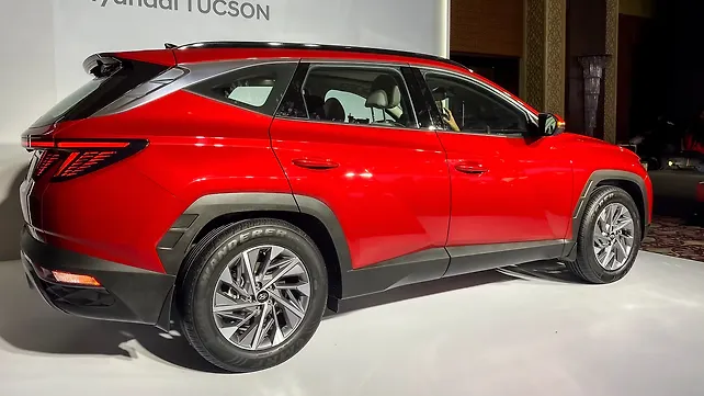 Hyundai New Tucson Right Rear Three Quarter Hyundai New Tucson Right Rear Three Quarter