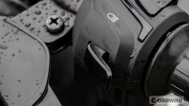 Bajaj Pulsar N160 High-Beam Flasher