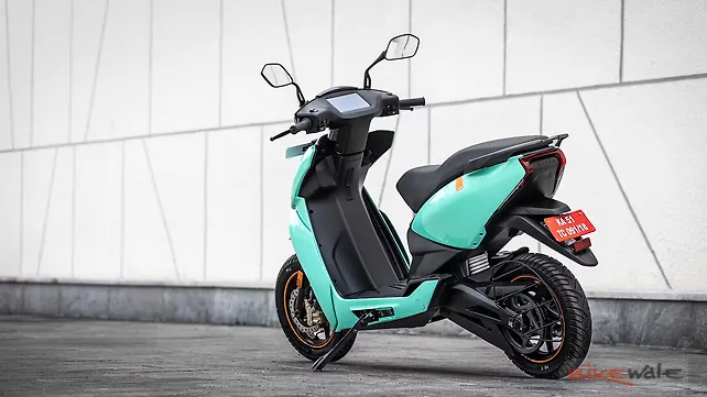 Ather 450X Left Rear Three Quarter