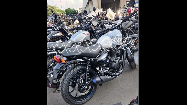 BREAKING! Production ready Royal Enfield Hunter 350 spotted