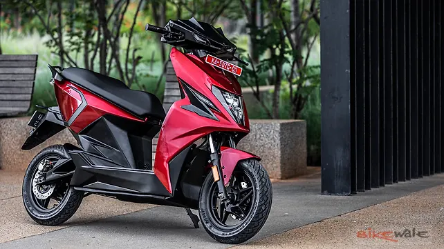 Simple Energy One Right Front Three Quarter Simple Energy One Right Front Three Quarter