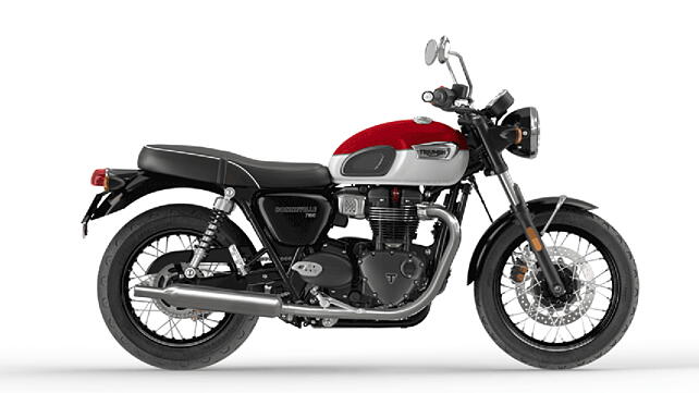 Triumph Bonneville T100 Right Side View