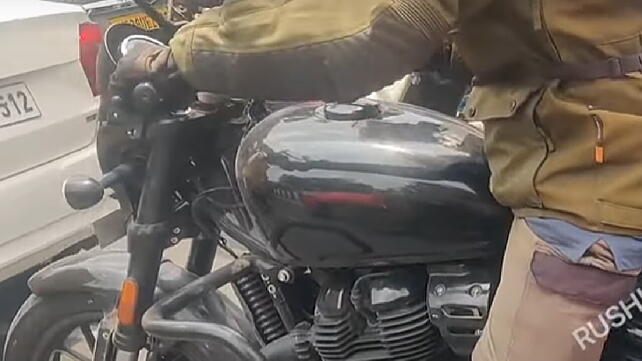 Royal Enfield Super Meteor 650 Fuel Tank