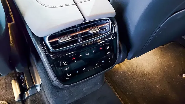 Mercedes-Benz EQS AC Controls Mercedes-Benz EQS AC Controls