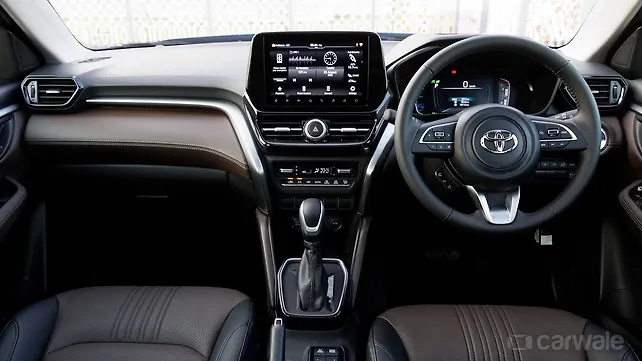 Toyota Urban Cruiser Hyryder Dashboard Dashboard