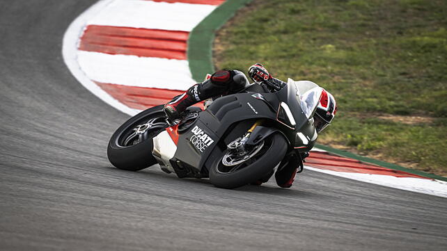 Ducati Panigale V4 Right Side View