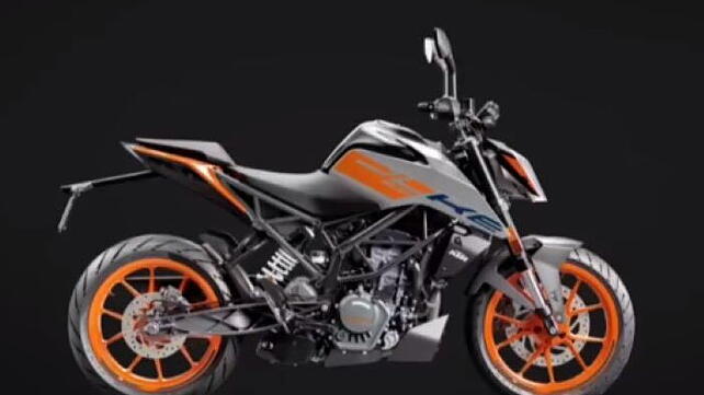 KTM 125 Duke Right Side View