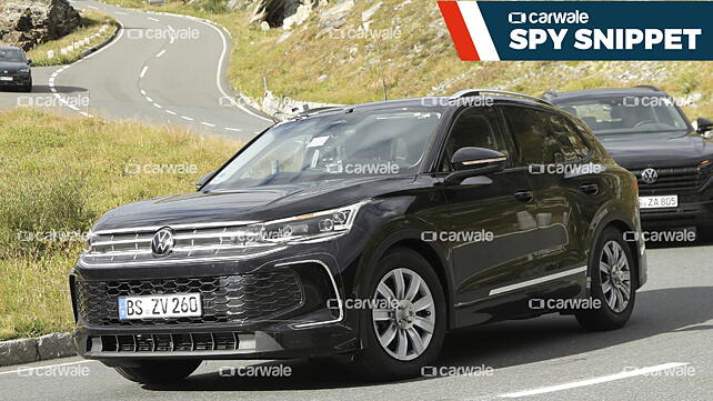 Next gen Volkswagen Tiguan spied; Global unveil likely next year - CarWale