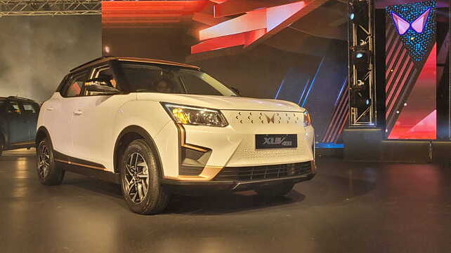 Mahindra XUV400 electric SUV unveiled; India launch in January 2023
