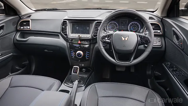 Mahindra XUV400 Dashboard