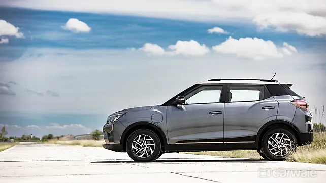 Mahindra XUV400 Left Side View