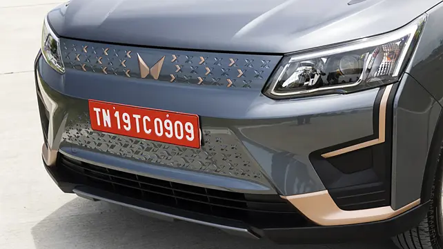 Mahindra XUV400 Grille Mahindra XUV400 Grille
