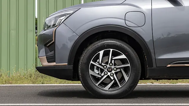 Mahindra XUV400 Wheel Mahindra XUV400 Wheel