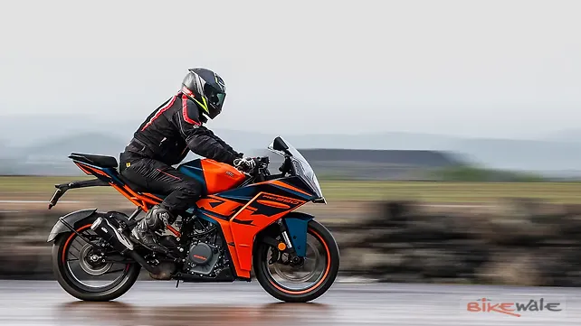 KTM RC 390 Right Side View