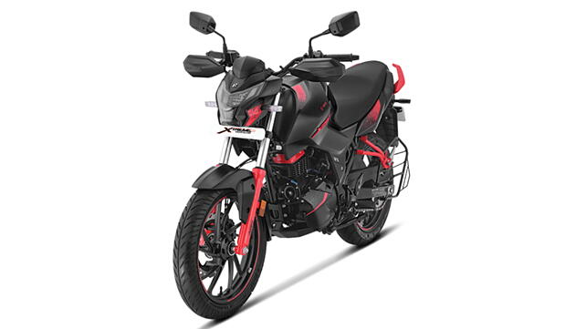 Hero Xtreme 160R Left Front Three Quarter