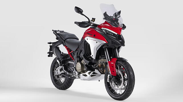 Ducati Multistrada V4 Right Front Three Quarter