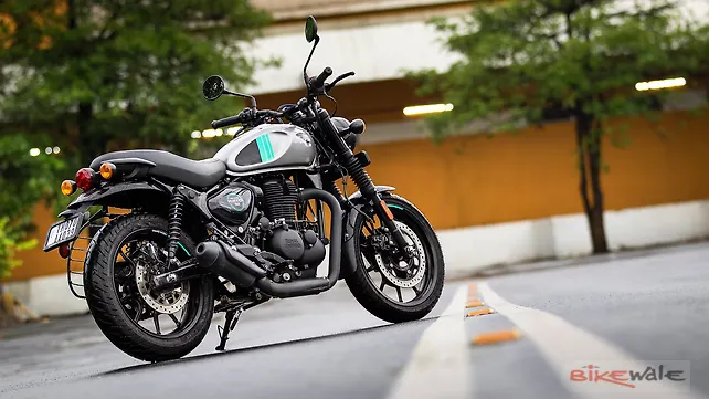 Royal Enfield Hunter 350 Right Side View