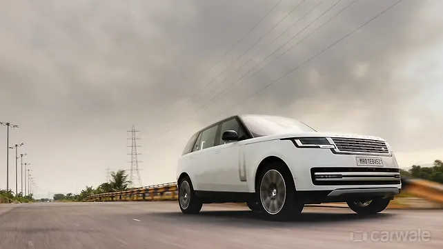 Land Rover Range Rover Right Front Three Quarter