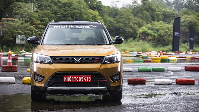 Mahindra XUV300 TurboSport bookings and deliveries begin