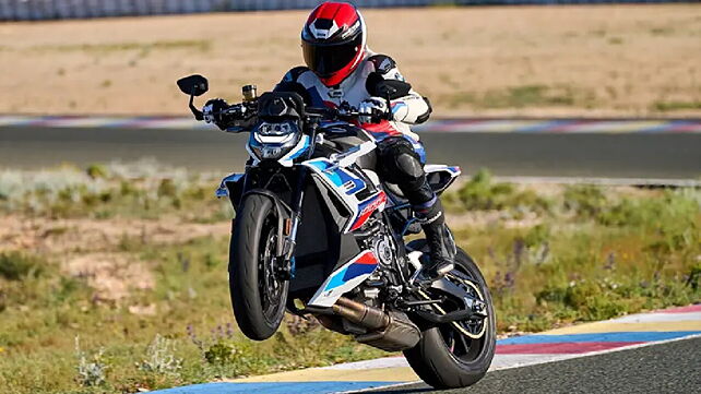 BMW M 1000 RR and M 1000 R unveiled!