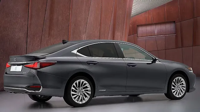 Lexus ES Right Rear Three Quarter