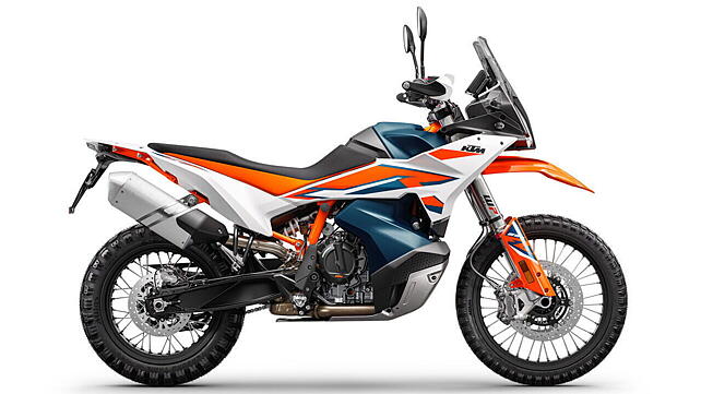 KTM 890 Adventure R spied in India for the first time