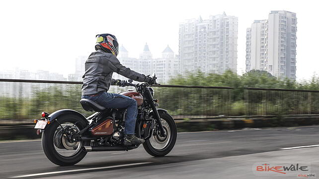 Jawa 42 Bobber Right Side View