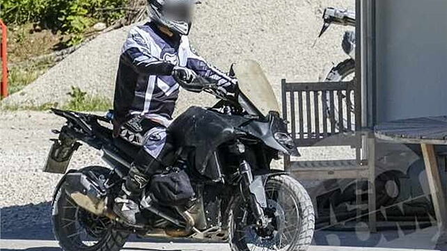New BMW R1300GS spotted again; to be unveiled at 2022 EICMA?