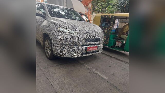 Toyota Innova Hycross spied yet again