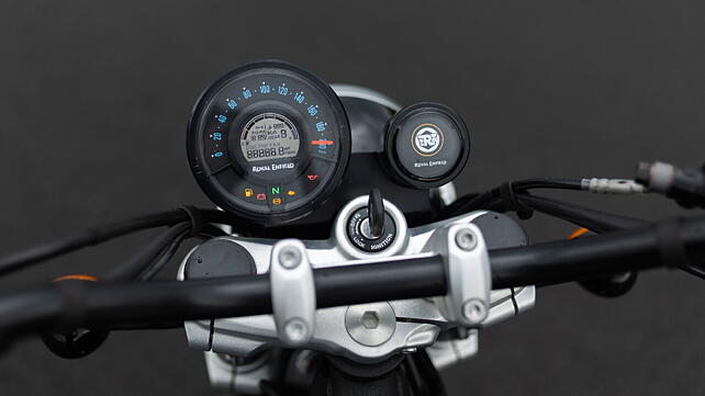 Royal Enfield Super Meteor 650 Instrument Cluster