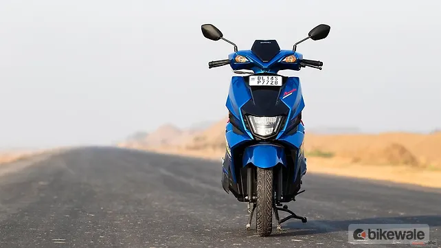 Suzuki Avenis 125 Front View