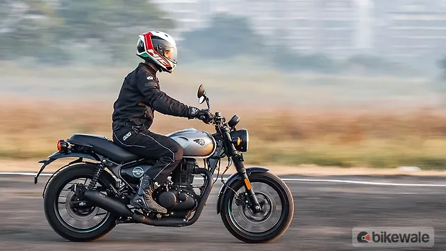 Royal Enfield Classic 350 Right Side View