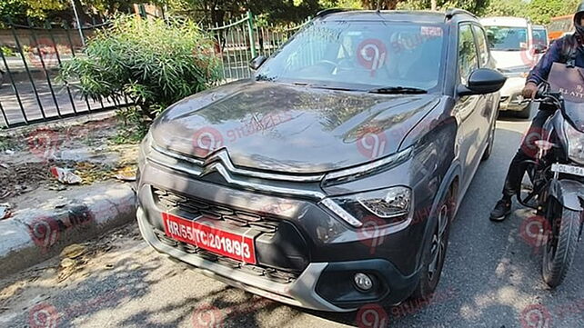 Citroen C3 top variant with more features spied testing