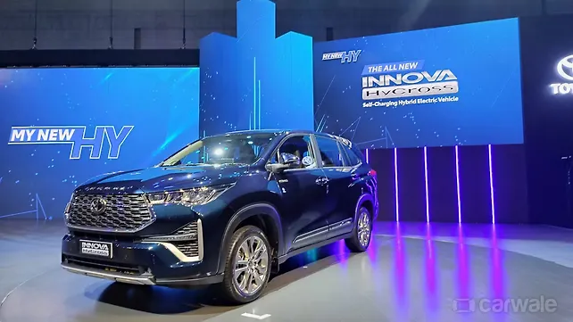 Toyota Innova Hycross debuts in India; bookings open Toyota Innova Hycross debuts in India; bookings open