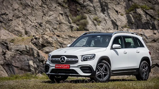 Mercedes-Benz GLB [2022-2025] Right Front Three Quarter