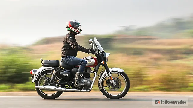 Royal Enfield Classic 350 Right Side View Royal Enfield Classic 350 Right Side View