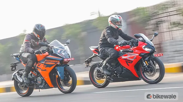 KTM RC 390 Right Side View