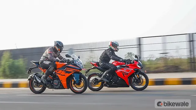KTM RC 390 Right Side View