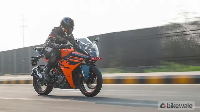 KTM RC 390 Right Side View