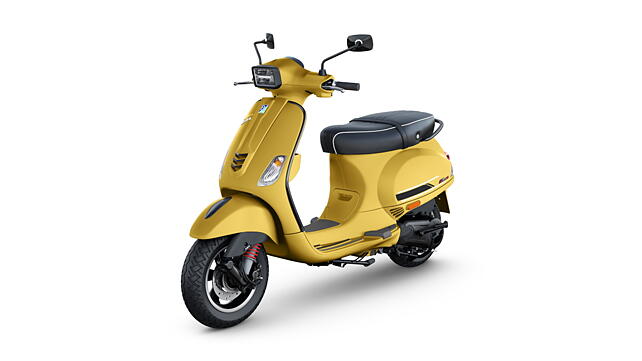 Vespa SXL 125 Left Front Three Quarter