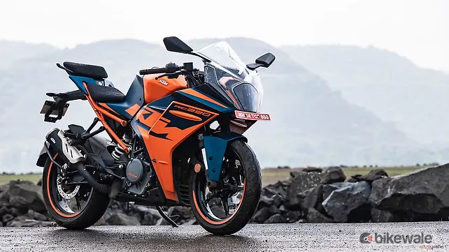 KTM RC 390 Right Side View