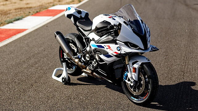 BMW S 1000 RR Right Front Three Quarter