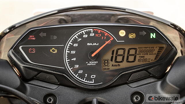 Bajaj Pulsar P150 Instrument Cluster