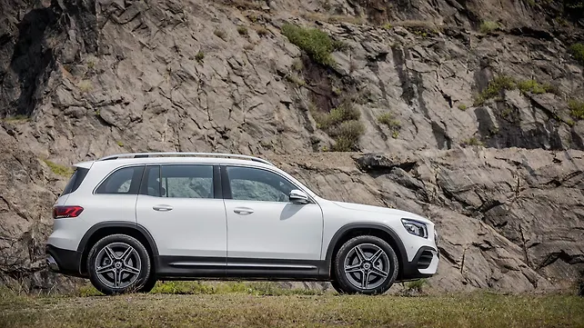 Mercedes-Benz GLB Right Side View