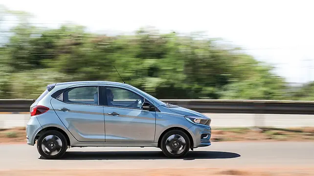 Tata Tiago EV Right Side View Tata Tiago EV Right Side View