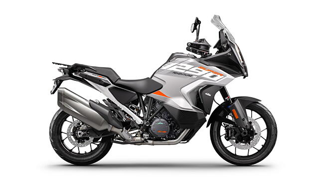 KTM  Right Side View