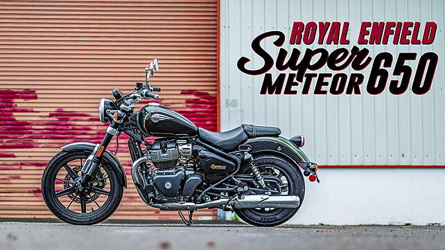 Royal Enfield Super Meteor 650 Right Side View