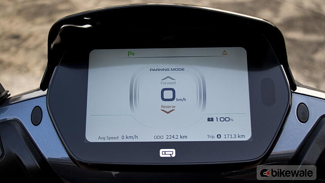 TVS iQube TFT / Instrument Cluster