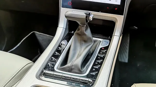 New MG Hector revealed in India; prices to be announced on 11 January ...